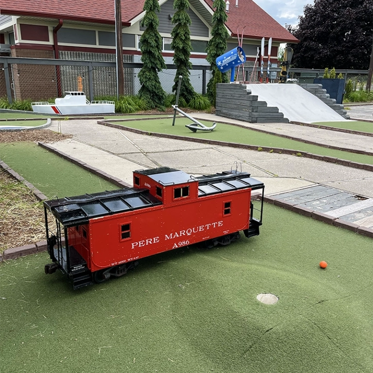 Chinook Pier Mini Golf